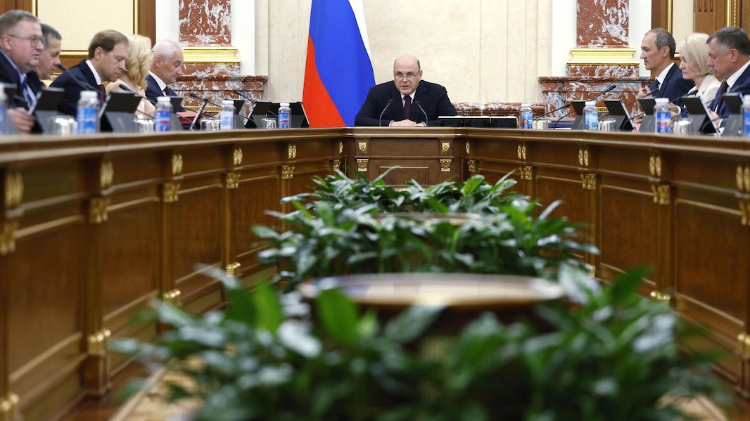 Правительство России ушло в отставку